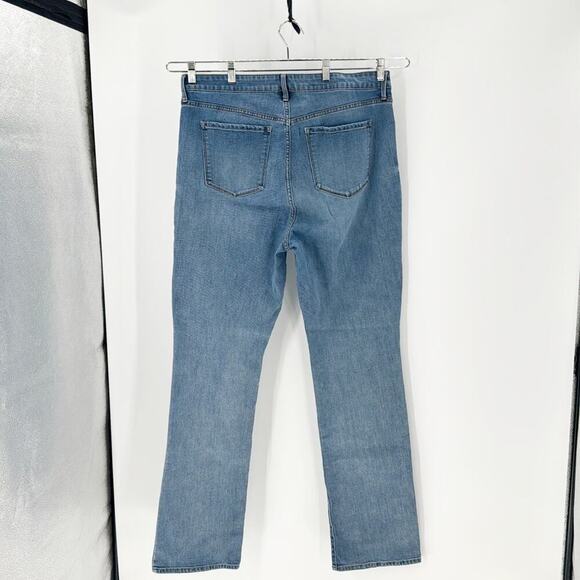 Old Navy kicker boot but high rise secret slim pockets light wash errands casual - Picture 2 of 6